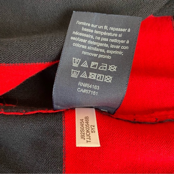 Tommy Hilfiger Ivy V Neck Red/Navy Striped Sweater Size M - Picture 8 of 8